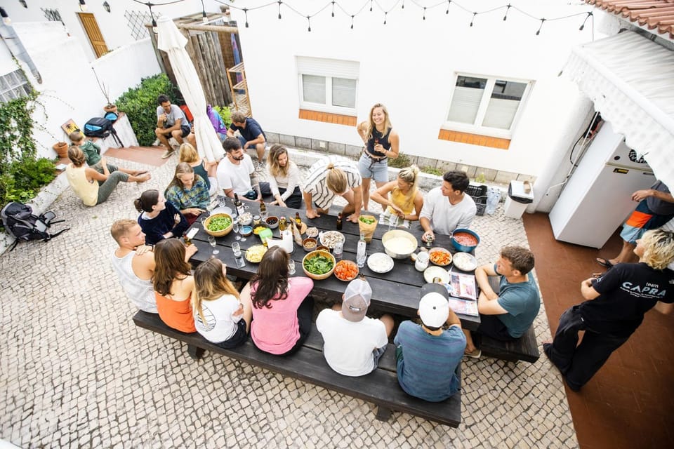 Patio, Restaurant/places to eat, Balcony/Terrace, Food and drinks