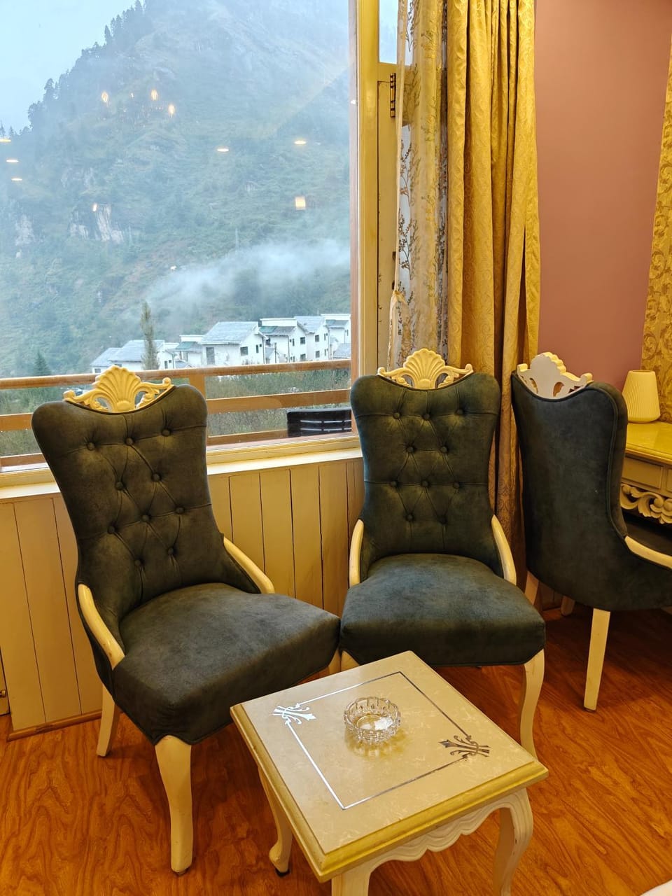 Seating area