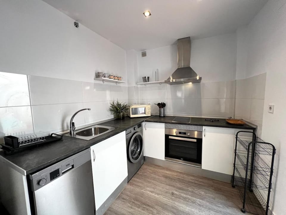 New Cathedral Deluxe Apartment SineseDesignHomes Apartment in Malaga