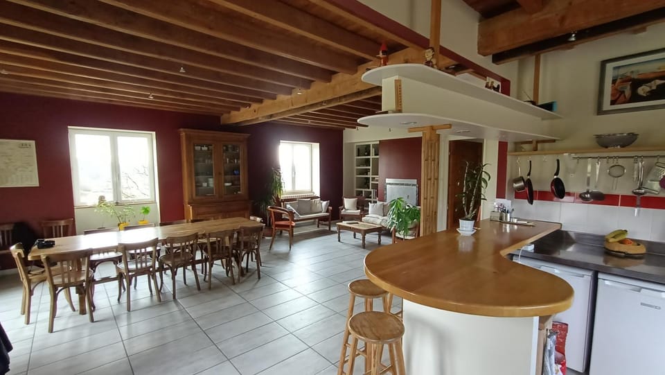 Communal lounge/ TV room, Seating area, Dining area