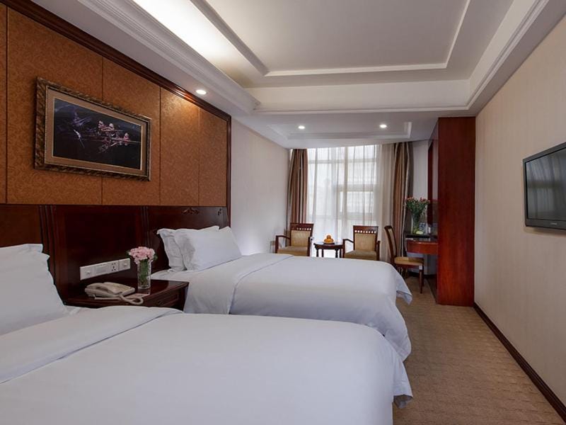 Vienna Hotel Shenzhen Pingdi Hotel in Shenzhen
