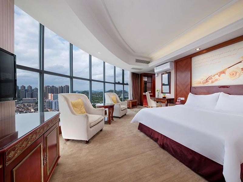 Vienna Hotel Shenzhen Pingshan Shenshan Road Hotel in Shenzhen