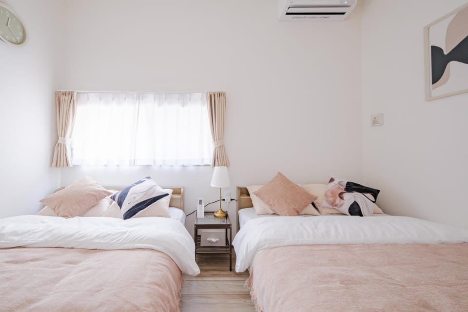 Spacious 123m2, 8 Beds, Stay up to 20 Guests, Local Home Horikiri Apartment in Japan