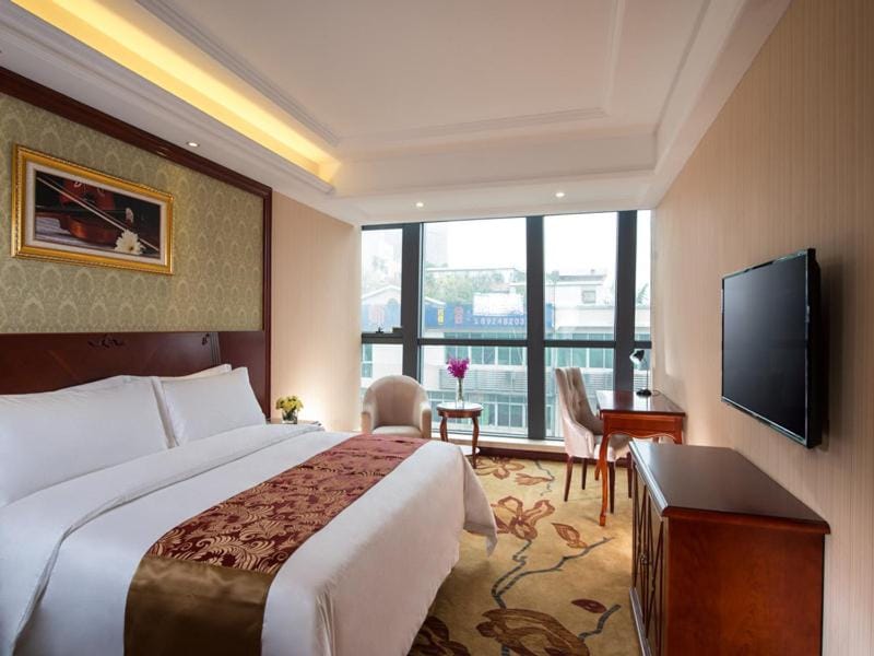 Vienna Hotel Shunde Longjia Exhibition Center Hotel in Guangzhou