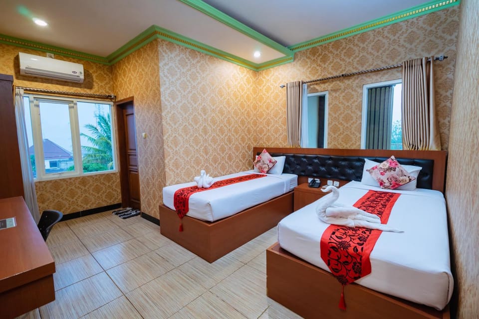 Bed, Photo of the whole room, Bedroom, Area and facilities, wardrobe, air conditioner