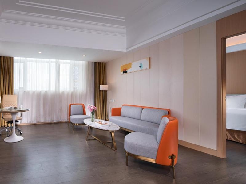 Vienna International Hotel Zhongshan Shiqi Kanghua Road Hotel in Guangzhou