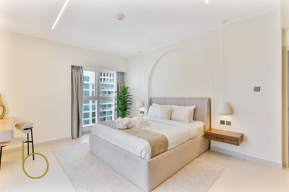 Bed, Living room, Bedroom