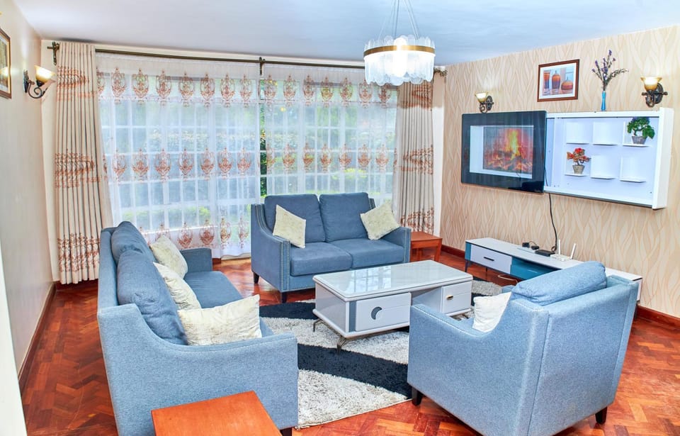 Cosy 5 bedroom in Garden city Bed and Breakfast in Nairobi