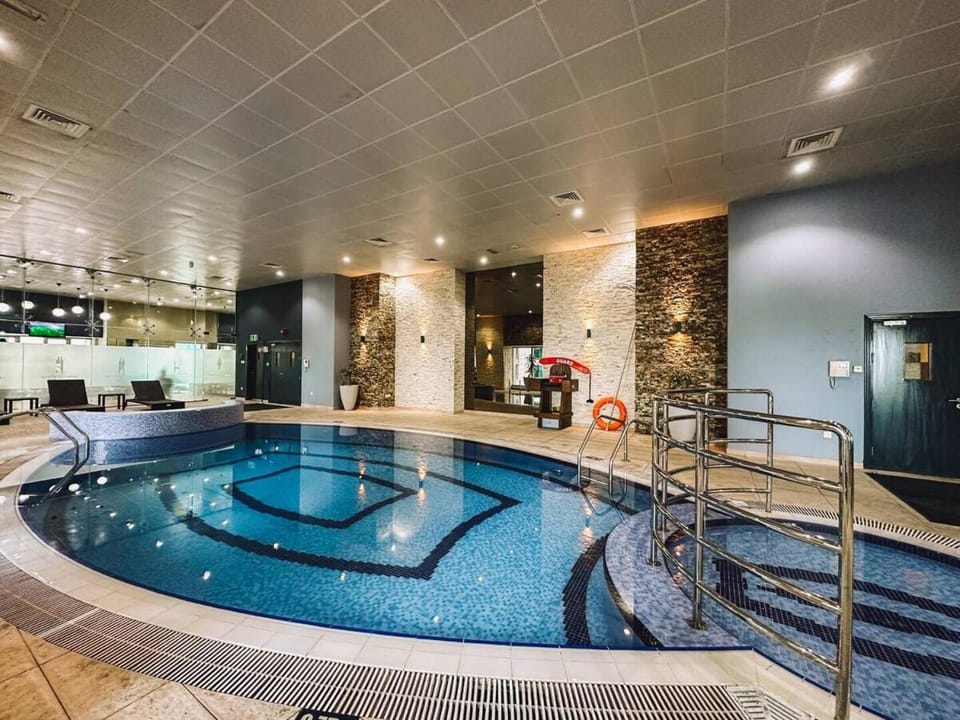 Pool view, Swimming pool, Swimming pool