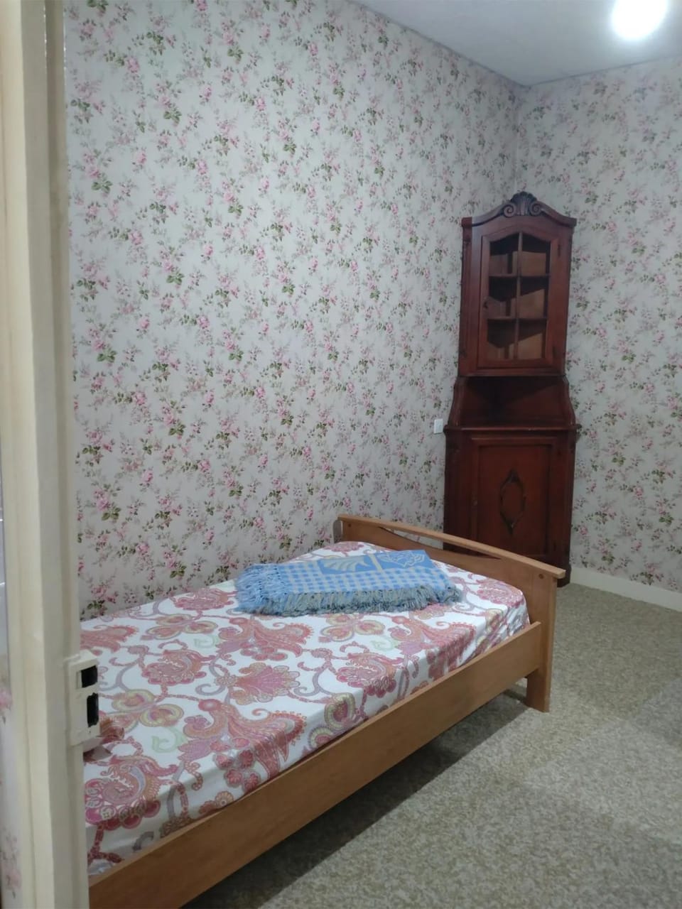 Property building, Living room, Bedroom
