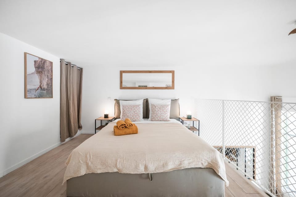 Villa Carla, Charming duplex in the heart of the city center, AC Apartment in Menton