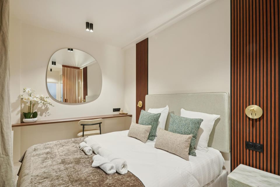 Lavie Maison - Suite Eiffel Balnéo Hotel in Paris