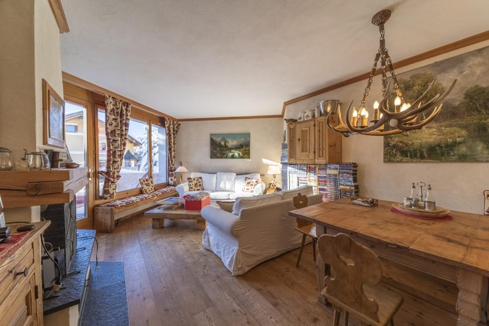 Chesa Pradatsch Suot 5 - Celerina Apartment in Saint Moritz