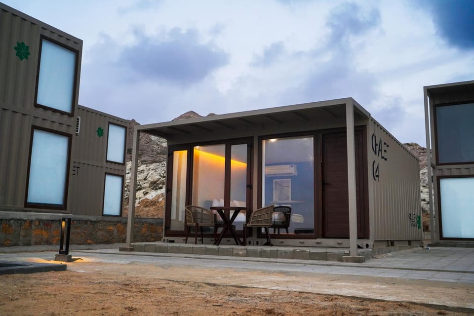 Property building, Day