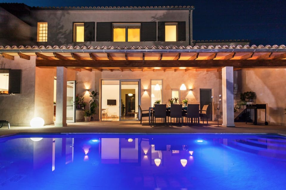 Patio, Night, Swimming pool