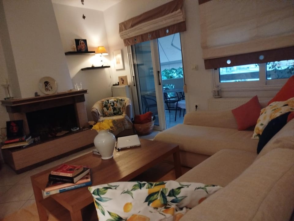 Platamonas Apartment just steps from the beach - Central, Stylish & Comfortable Apartment in Decentralized Administration of Macedonia and Thrace