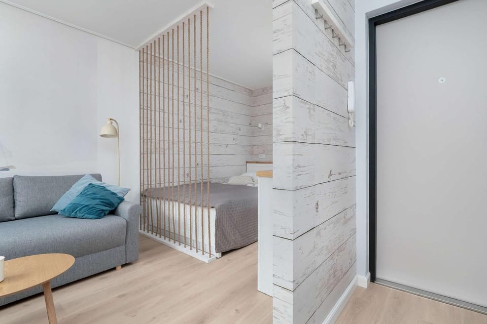 Bed, Living room, Photo of the whole room, Seating area, Bedroom