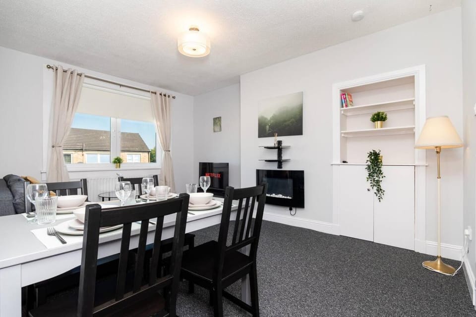 TV and multimedia, Dining area