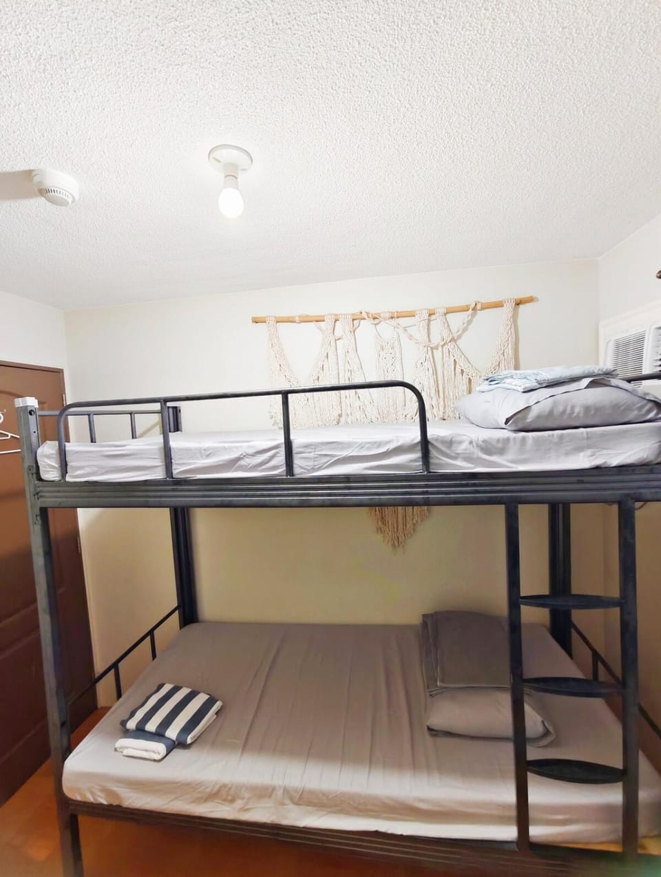 7F Cozy 2BR Condo - Central Location Apartment in Cagayan de Oro
