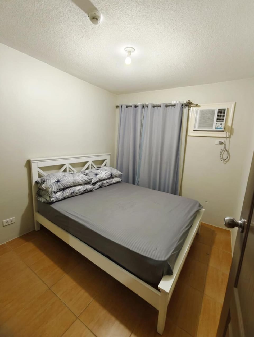7F Cozy 2BR Condo - Central Location Apartment in Cagayan de Oro