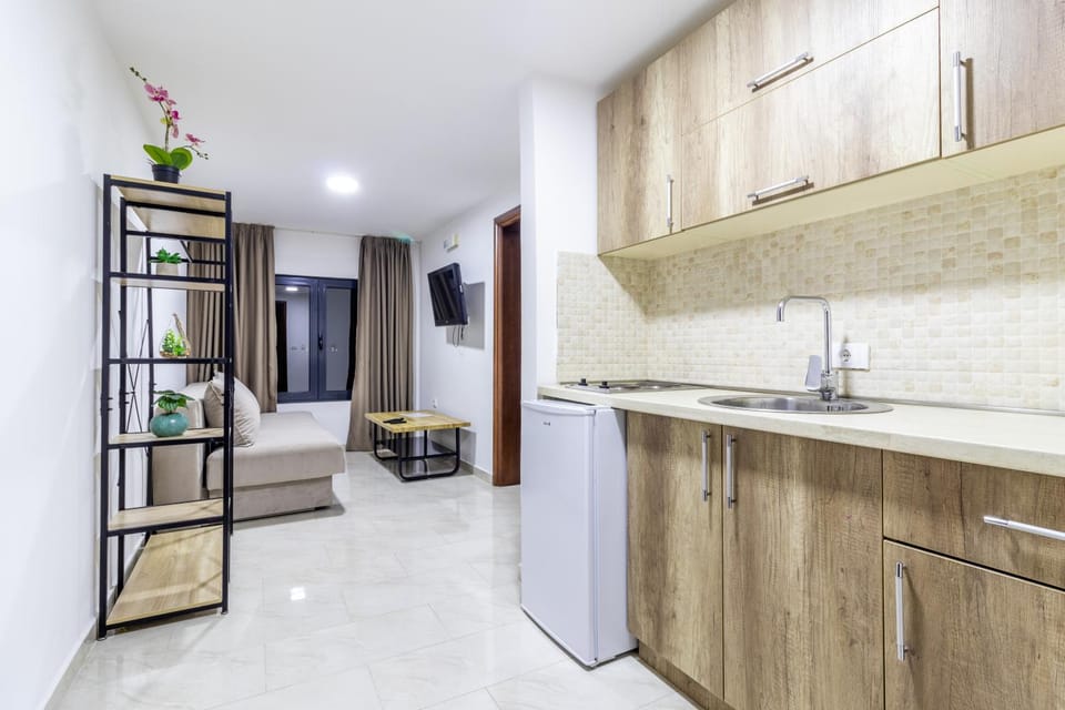 Kitchen or kitchenette, stove