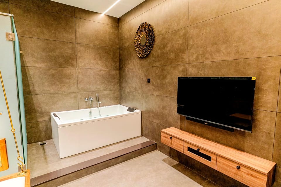 AE Tower Platinum Retreat Hotel in Kerala
