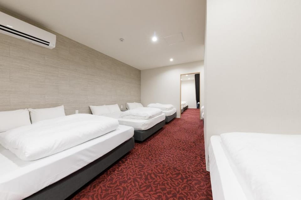 TasoneSTAY KIDS' in NAMBA SUN1F Apartment in Osaka