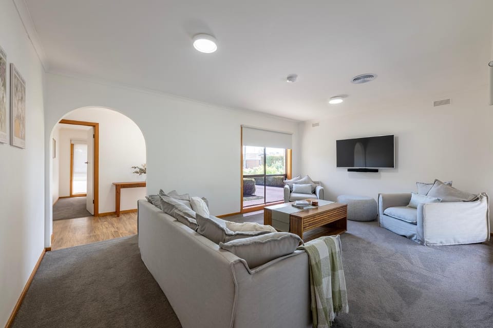 Elegant Country Escape House in Horsham