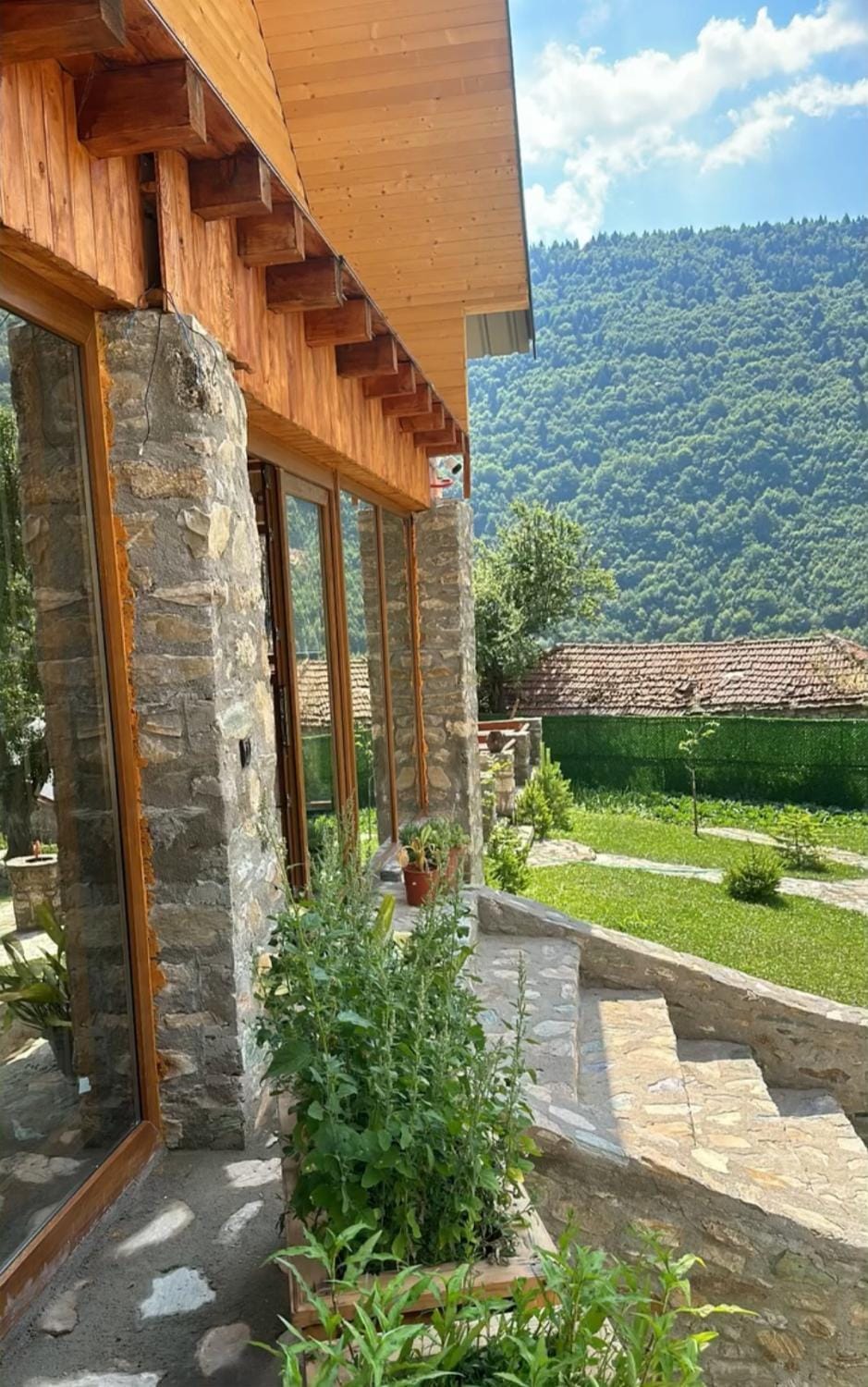 Property building, Natural landscape, Garden view
