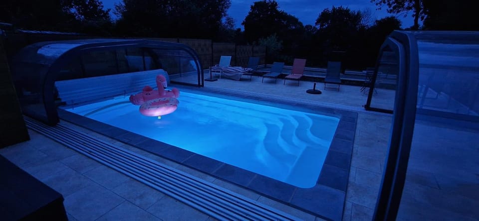 Night, Natural landscape, Pool view, Swimming pool, sunbed