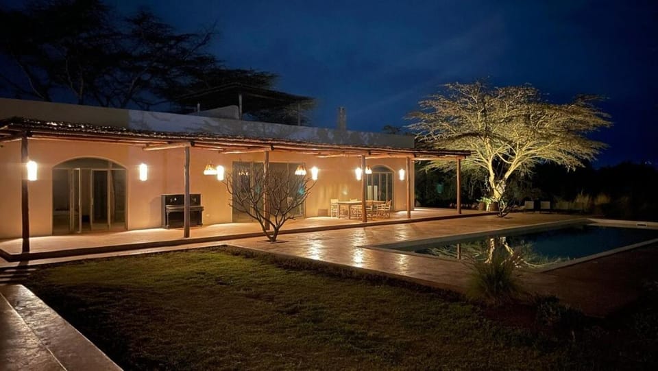 Property building, Swimming pool