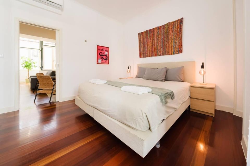 Chiado Gem Private Pool & Patio Retreat Apartment in Lisbon