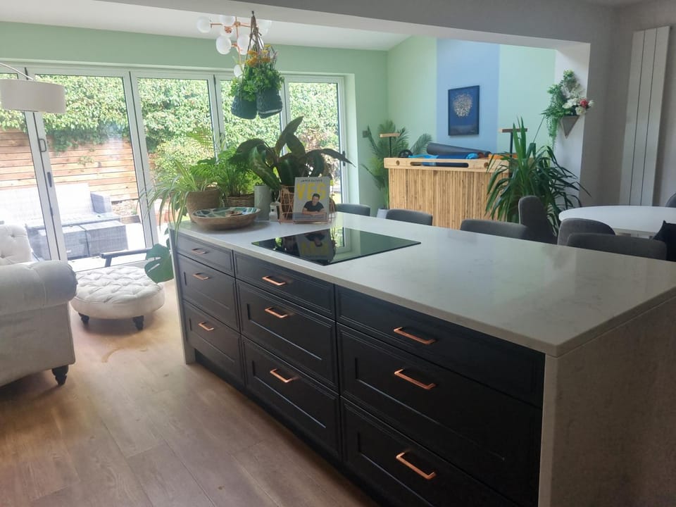 Fab 2 double bed detached house House in Huntingdonshire District
