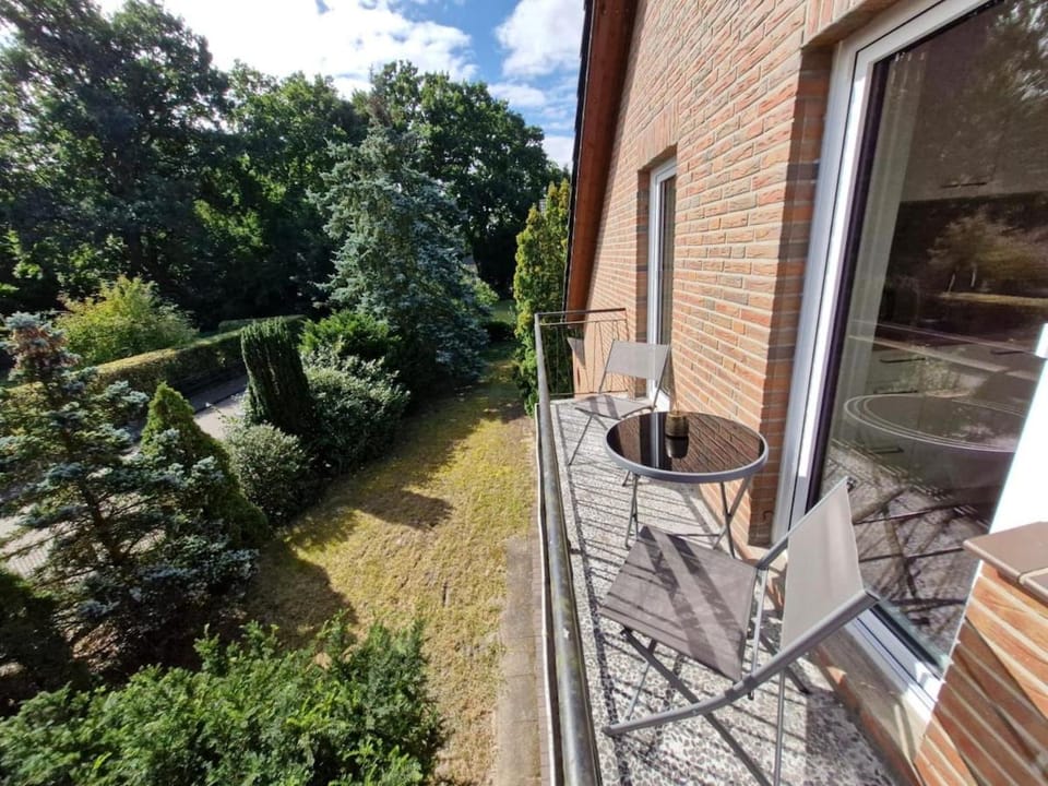 View (from property/room), Balcony/Terrace, Garden view