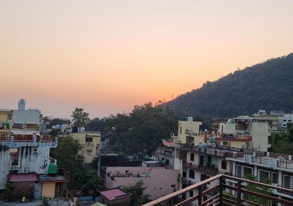 City view, Mountain view