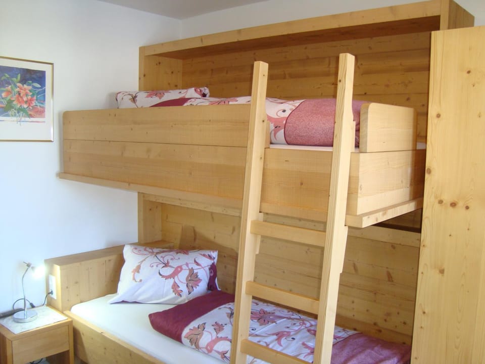 bunk bed