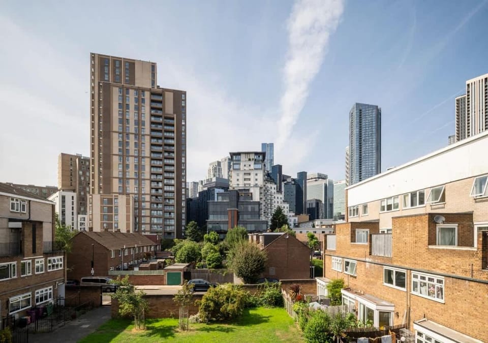 Neighbourhood, City view, Street view