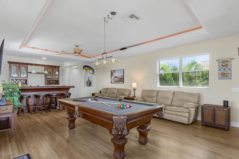 Ultimate Cape Coral Getaway with Pool, Gulf Access & Games - Coral Horizon Villa House in Cape Coral
