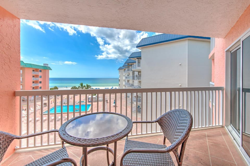 Beach Cottage II 405 Apartment in Redington Shores