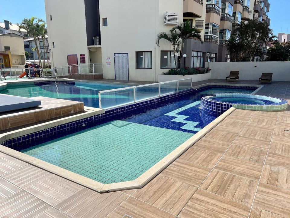 Apto Magnólia 50m da praia by Achei Floripa Apartment in Florianopolis