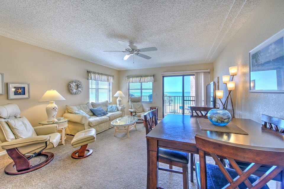 Emerald Isle 201 Apartment in North Redington Beach