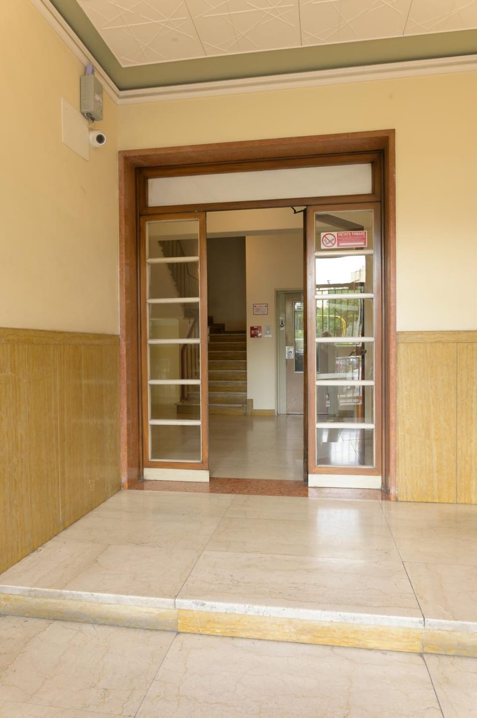Facade/entrance