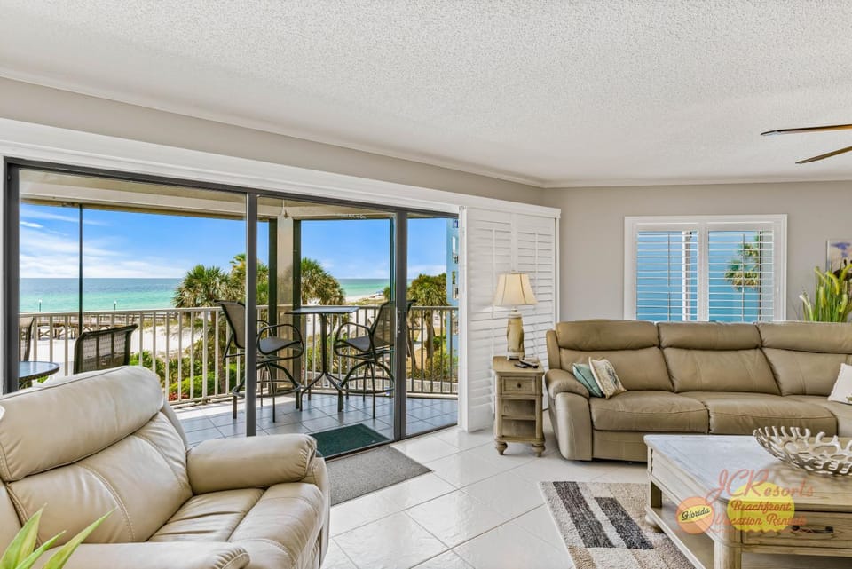 Beach Palms 209 Apartment in Redington Shores