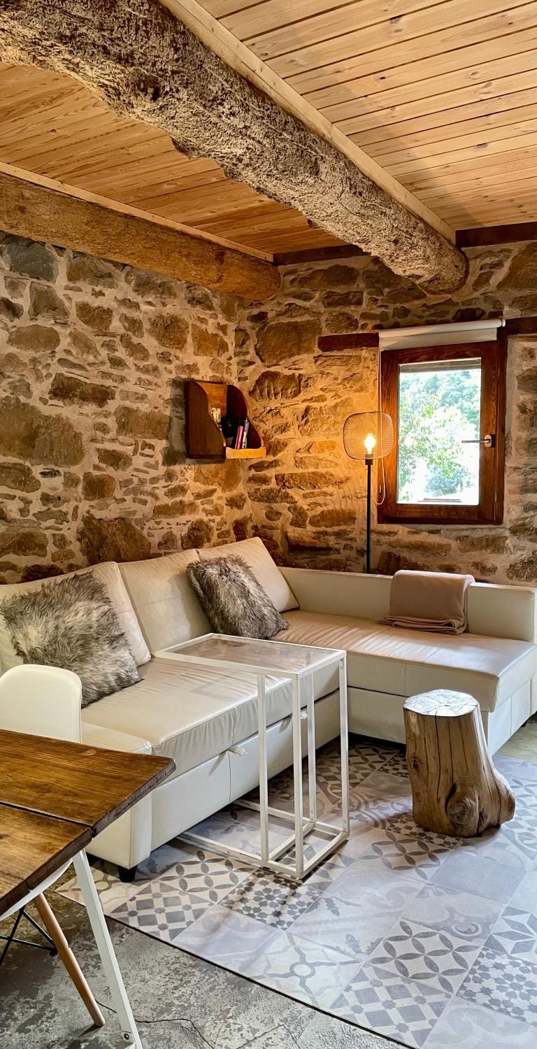 Living room, Seating area, pet friendly