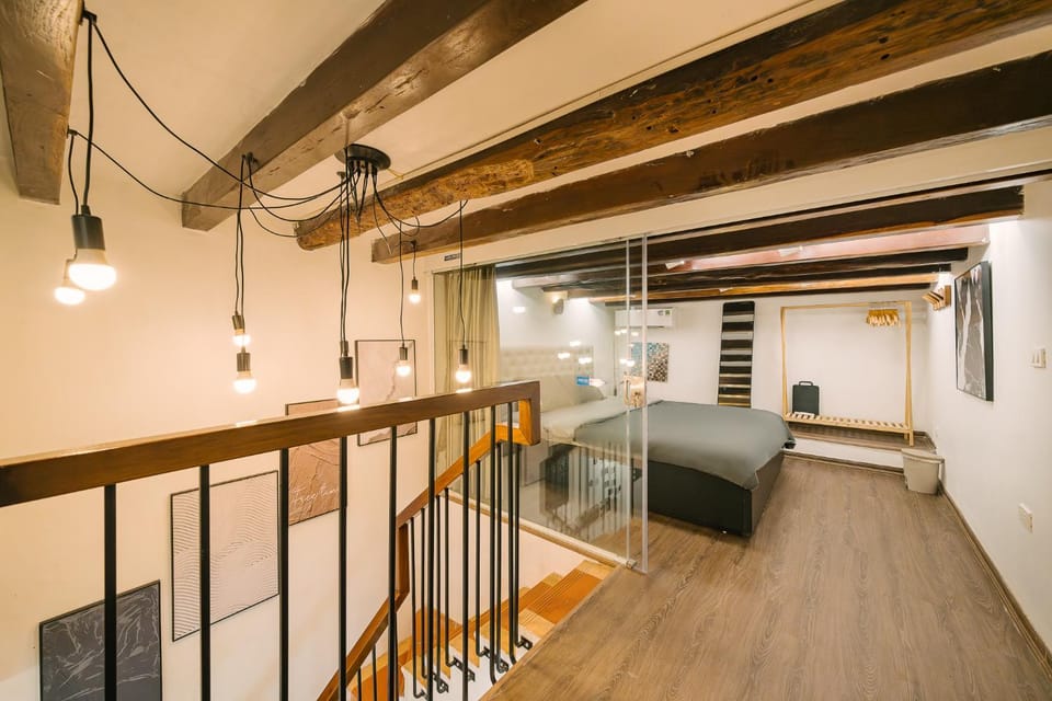 Cozy Corner in Old Quarter Apartment in Hanoi