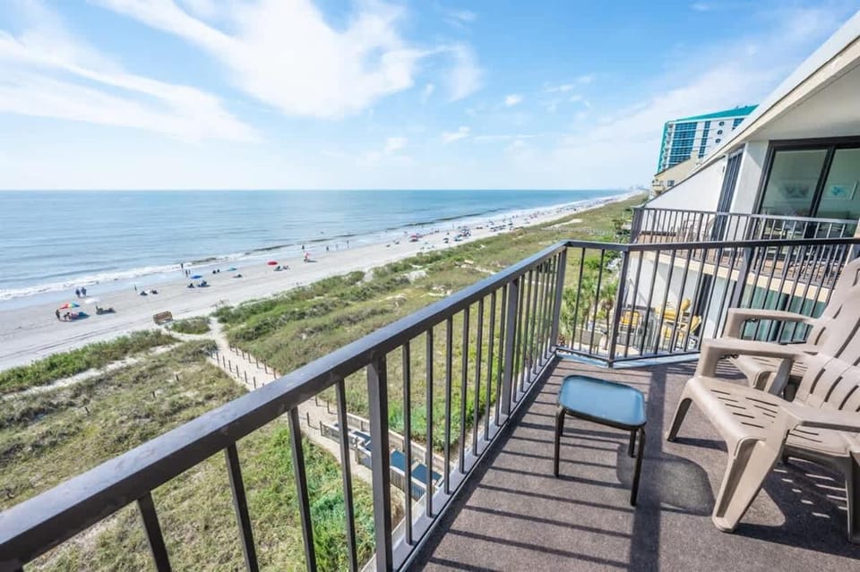 New, Private, Crescent Sands, Direct Oceanfront! House in North Myrtle Beach