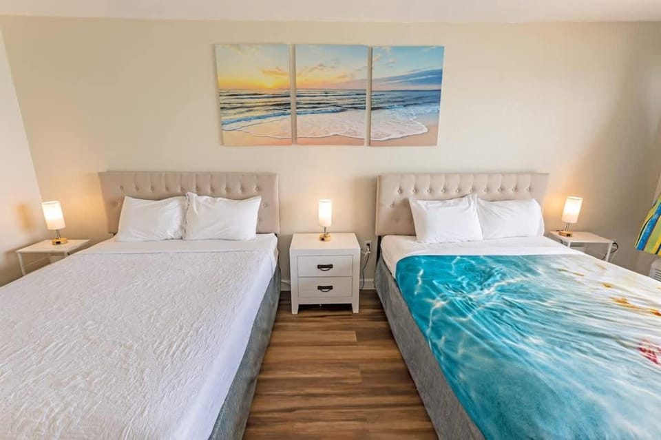 New Direct Oceanfront 8th Floor,Sandcastle South! House in Myrtle Beach