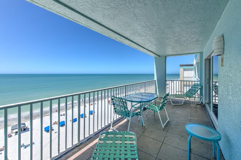 Day, Balcony/Terrace, Beach, Sea view, furniture