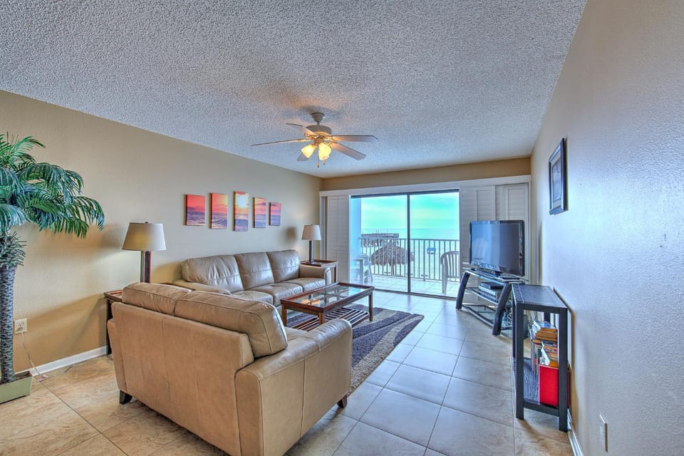 Sand Dollar 110 Apartment in Redington Shores