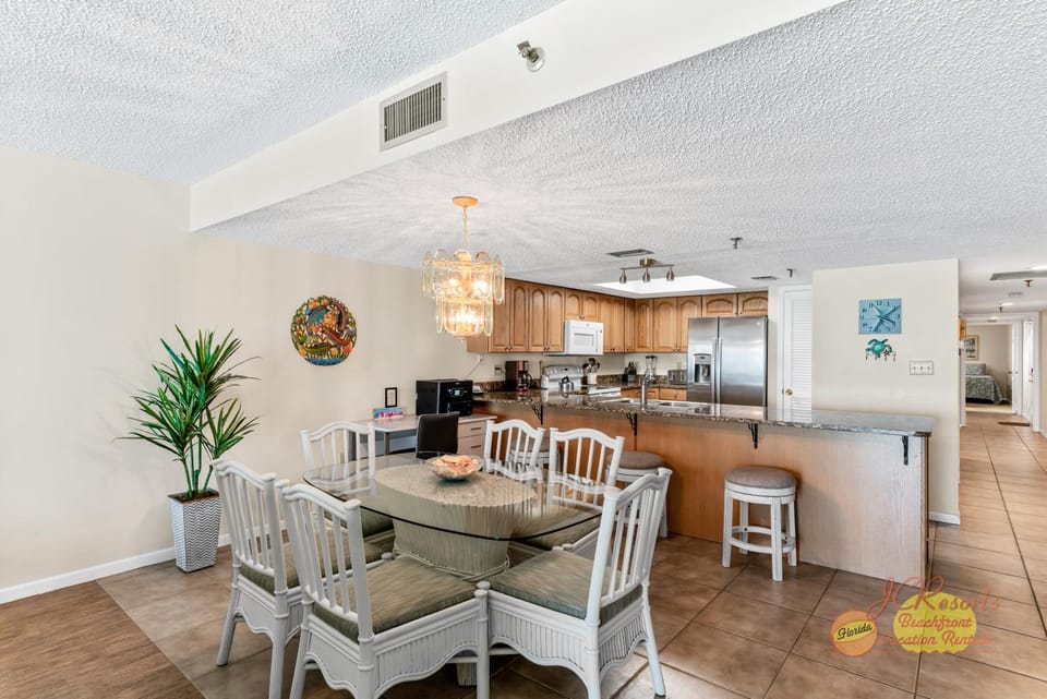 Sand Dollar 206 Apartment in Redington Shores